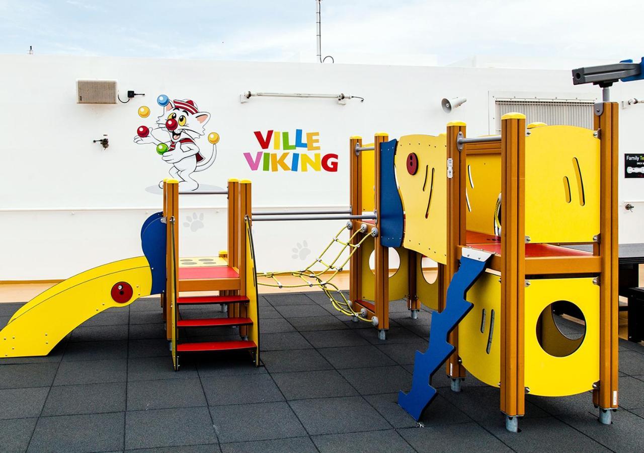 Viking Line Ferry Viking Grace - One-Way Journey From Turku To Stockholm Hotel Exterior foto